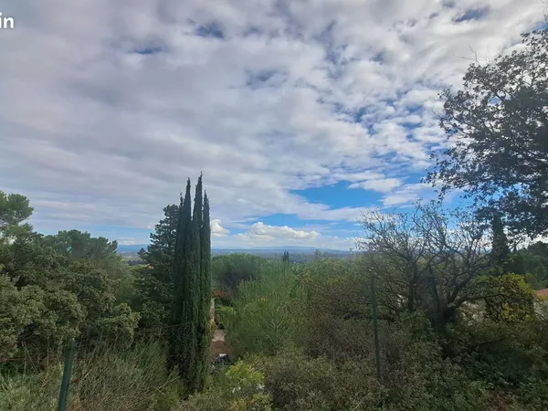 Terrain 1290 m² Saint-Saturnin-Lès-Avignon 