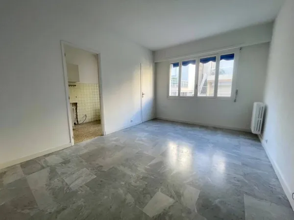 Appartement 1 pièce 28 m² 