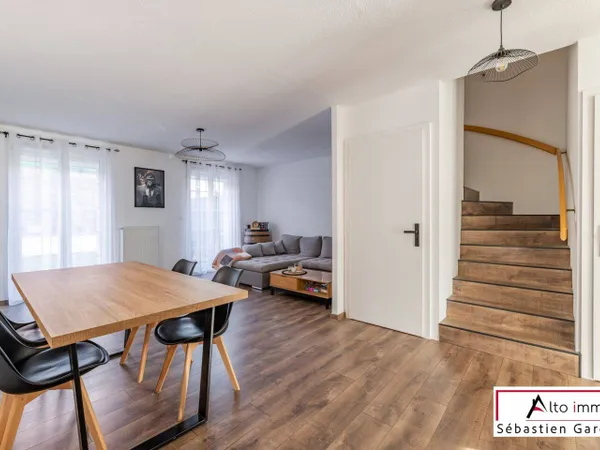 Maison 4 pièces 90 m² 