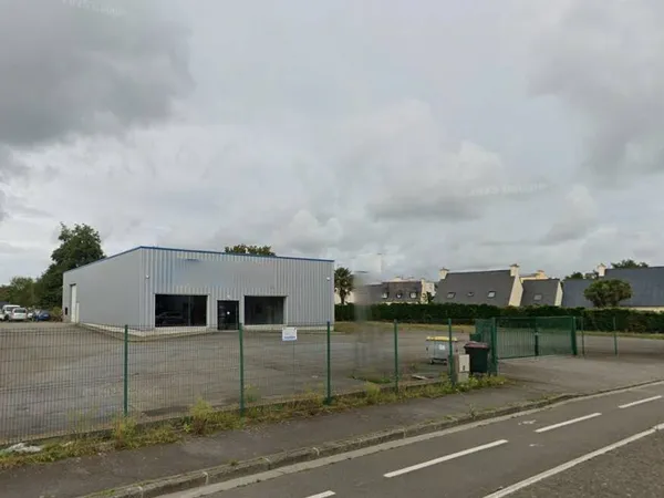 Local d'activité 420 m² 