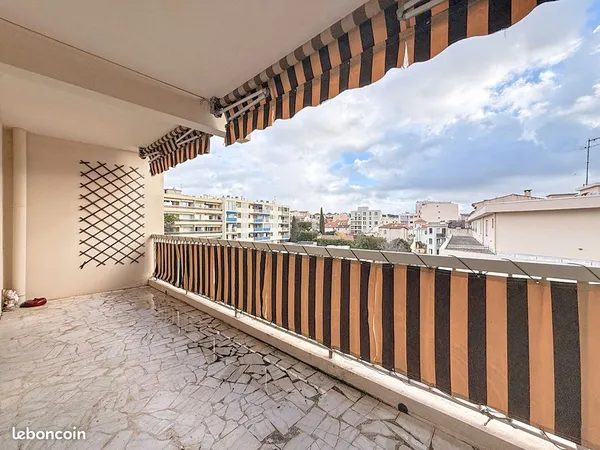 Appartement 4 pièces 81 m² 