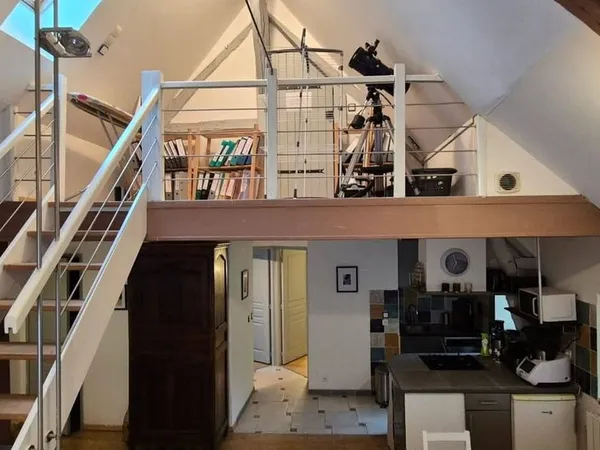Maison 3 chambres a louer a l'annee, centre ville a pied 