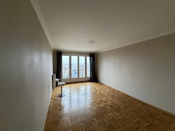 Appartement 4 pièces 81 m² 