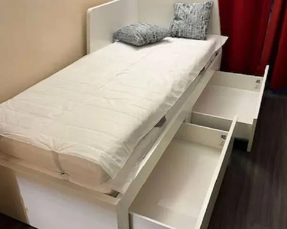 Studio 1 pièce 16 m² 