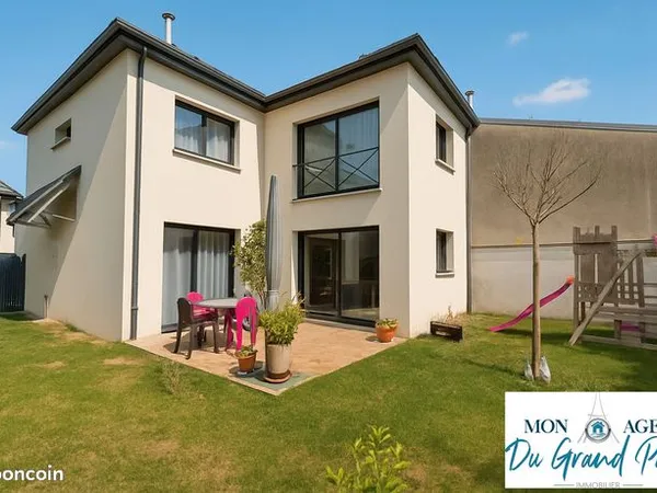 Maison 7 pièces 230 m² 