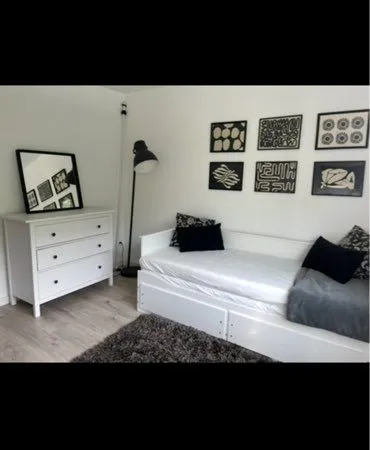 Magnifique studio sans dossier 
