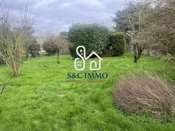 Terrain 655 m² 