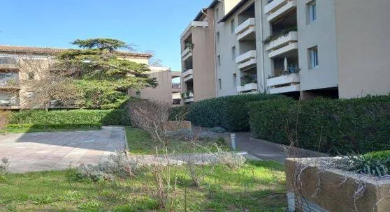 Appartement 3 pièces 77 m² 