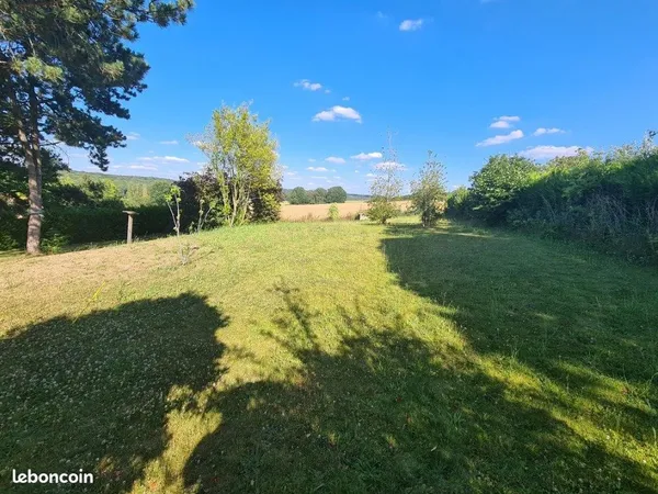 Terrain 370 m² 
