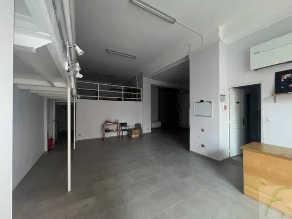 Local commercial 123 m² 