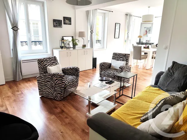 Appartement 3 pièces 84 m² 