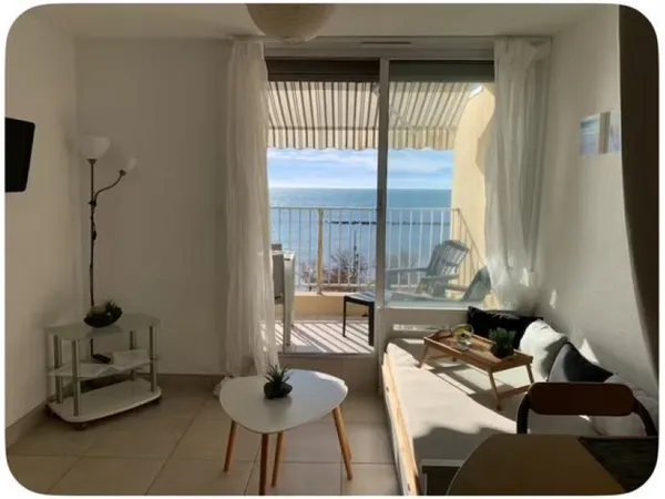 Studio 1 pièce 19 m² 