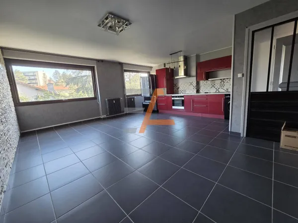 Appartement 1 pièce 54 m² 