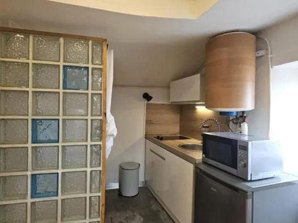 Appartement 1 pièce 15 m² 