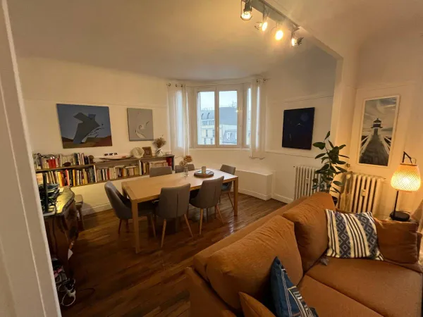 Loue T2/3 58m² meublé dernier étage + Parking 