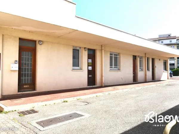 Appartement 2 pièces 100 m² 