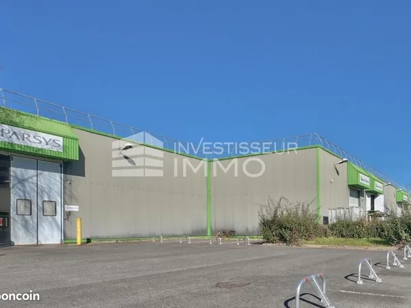 Bureaux 2 003 m² 