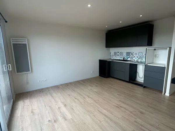 APPARTEMENT DE TYPE F3 DANS LA COMMUNE DE MITRY-MORY 