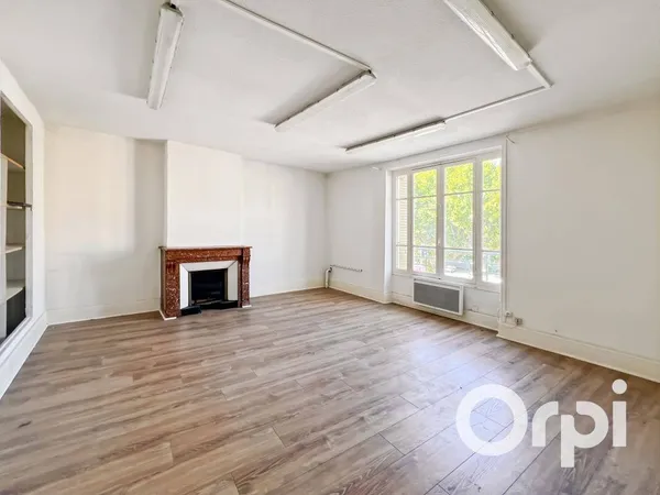 Immeuble 110 m² 