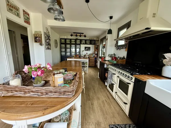 Maison 5 pièces 168 m² 