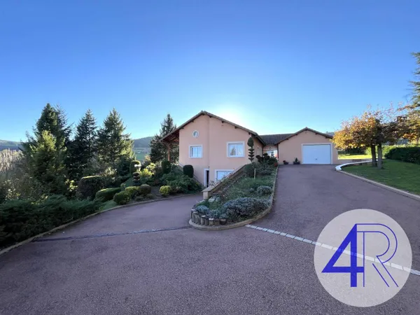 Villa 8 pièces 266 m² 