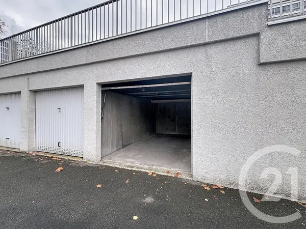 Parking 12 m² 