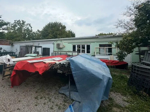 Garage 100 m² BEAUVAIS 