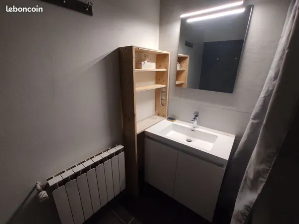 Appartement F3 meublé 