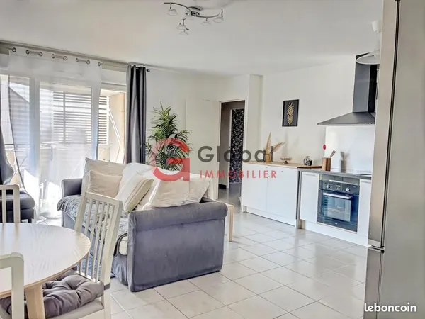 Appartement 4 pièces 80 m² 