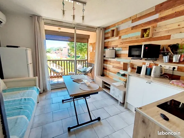 Studio rentable piscine résidence Canet plage 