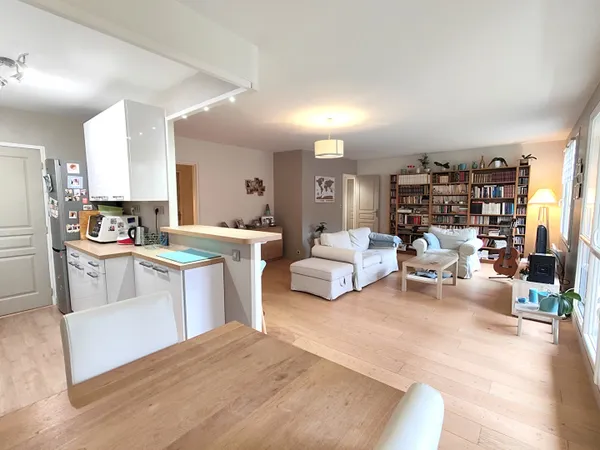 Appartement Vaires Sur Marne 4 pièces 83 m2 