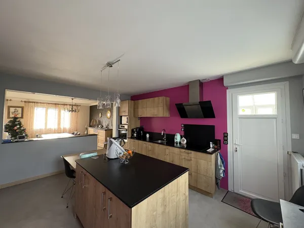 Velpeau Maison familiale atypique 5 chambres très bien 