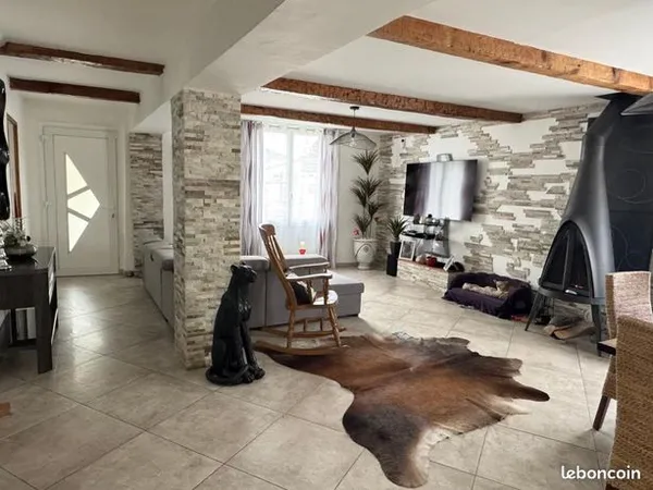 Maison 4 pièces 194 m² 