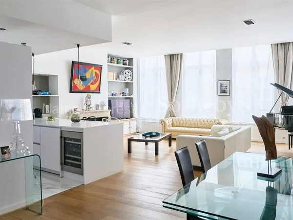 Appartement 2 pièces 98 m² 