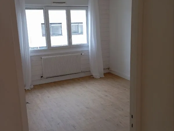 Appartement lumineux rénové 