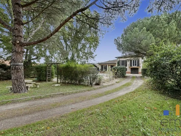 Maison 5 pièces 142 m² 