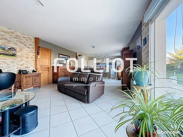 Propriété 7 pièces 187 m² 