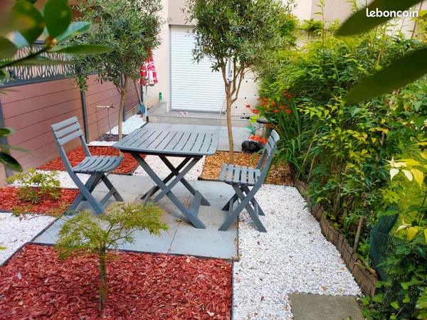 Studio meublé avec jardin 