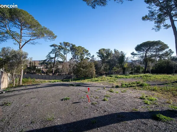 Terrain 1 300 m² Cournonsec 