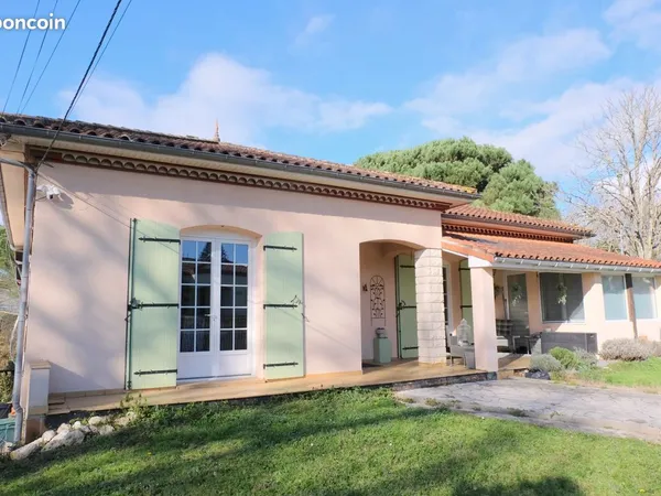 Maison 8 pièces 122 m² 