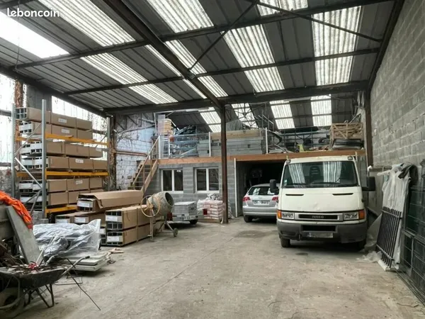 Local d'activité 340 m² 