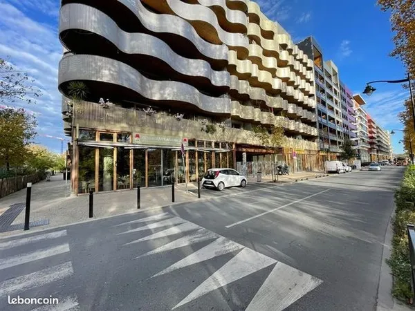 Boutique 97 m² 