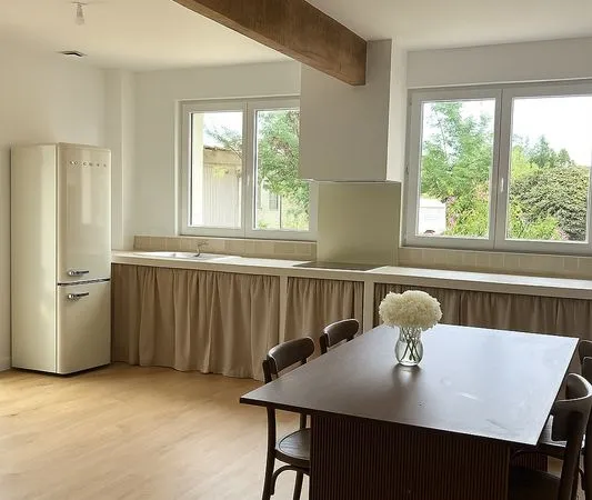 Maison meublée style bois & ancien rénové - Barry d'Islemade 