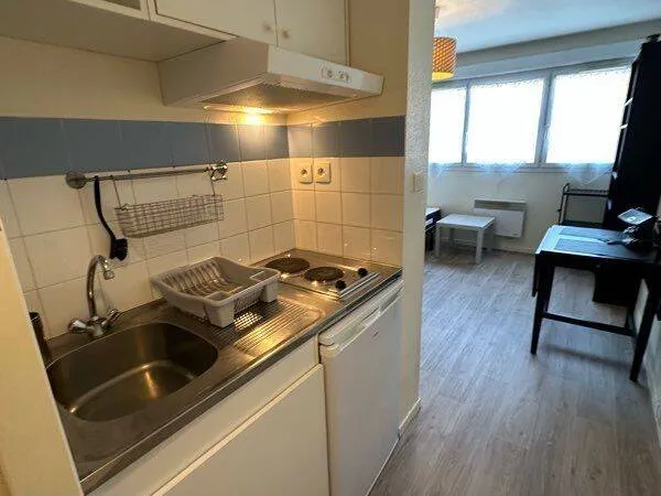 Appartement 1 pièce 27 m² 