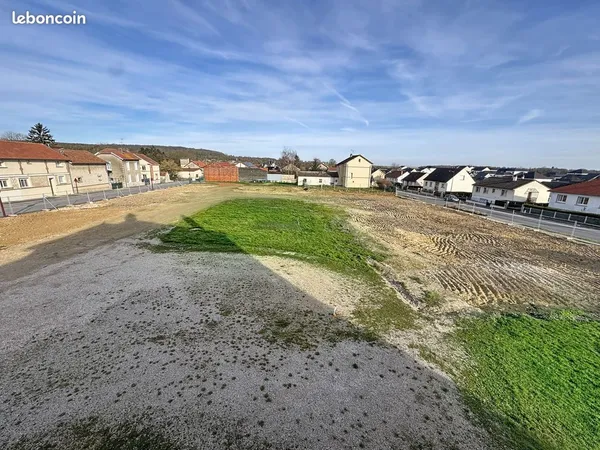 Terrain 550 m² Courcy 