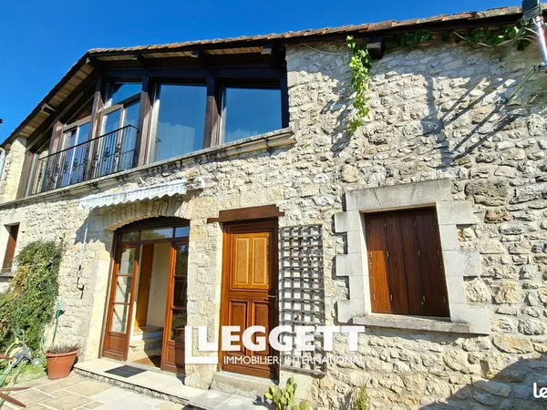 Maison 5 pièces 210 m² 