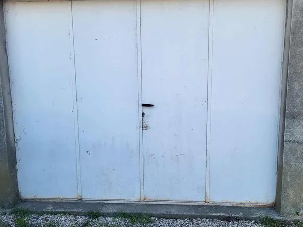 Garage sur Avignon 