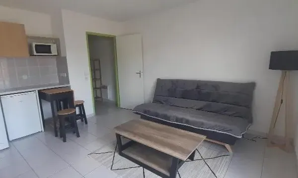 Studio 1 pièce 26 m² 