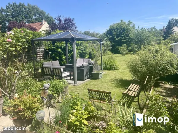 Pavillon 6 pièces 154 m² 