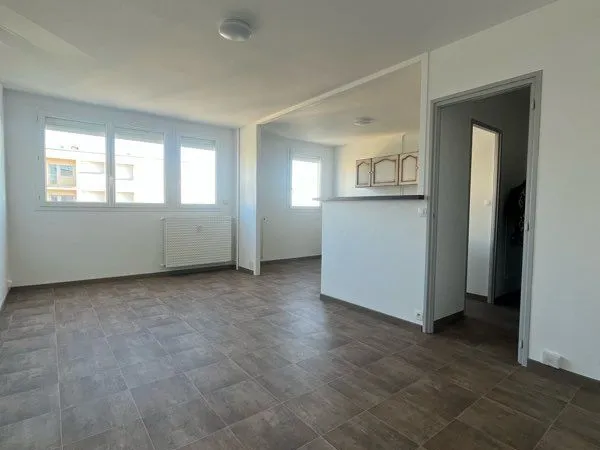 Appartement T2 - 48 m² - Chazelles-sur-Lyon 
